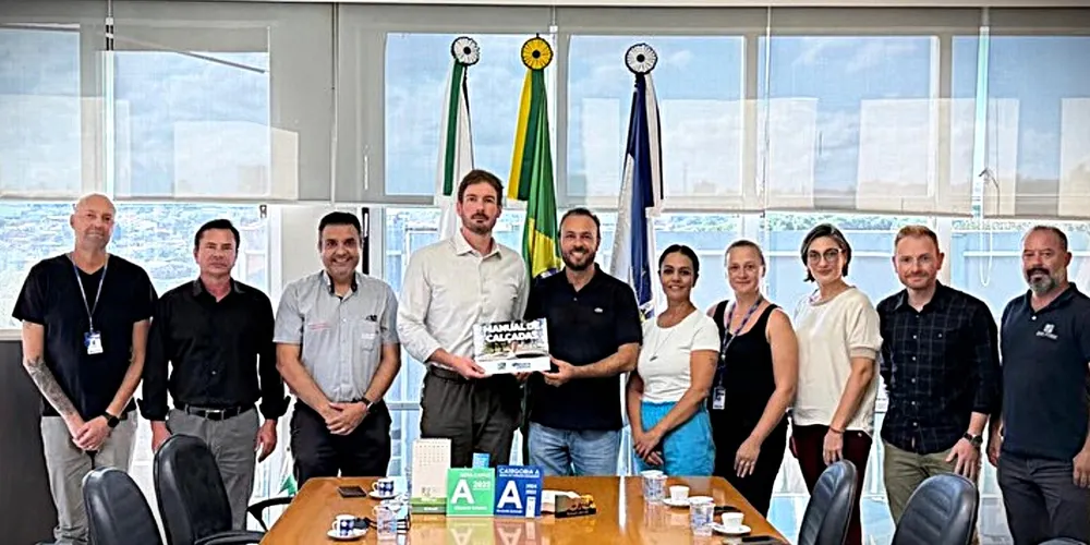 Encontro aconteceu na Prefeitura de Ponta Grossa