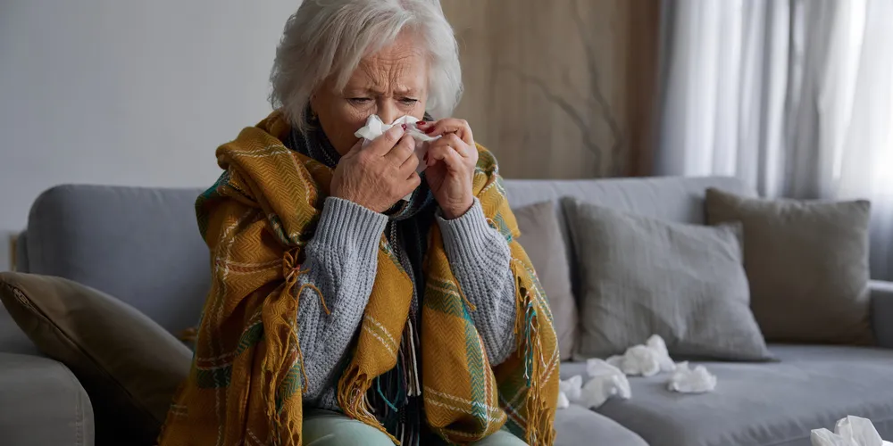 Durante o outono, a queda brusca da temperatura e a redução da umidade do ar deixam o clima mais frio e seco, causando um estresse no mecanismo de defesa