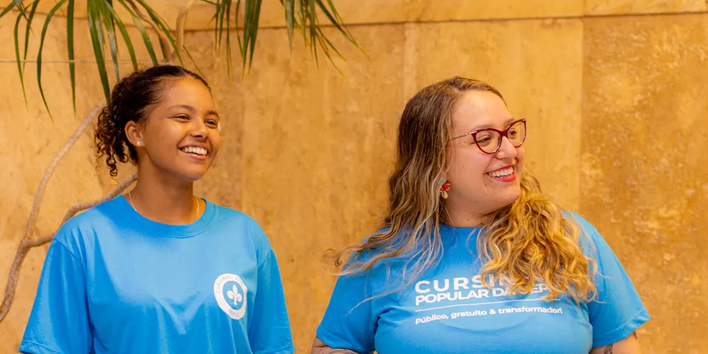 Os alunos terão aulas de Língua Portuguesa; Redação; Literatura; Língua Inglesa; Língua Espanhola; História; e Biologia, com professores formados e em formação