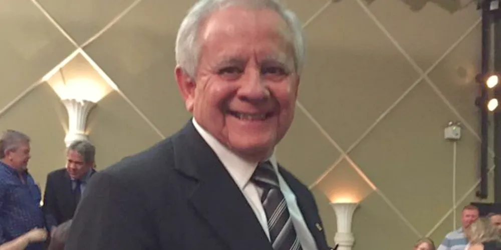 O médico veterinário Ivonei Afonso Vieira tem trajetória de destaque em Ponta Grossa