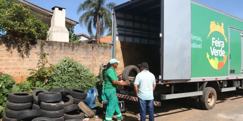 Equipes do Feira Verde estarão trocando recicláveis por frutas, verduras e legumes
