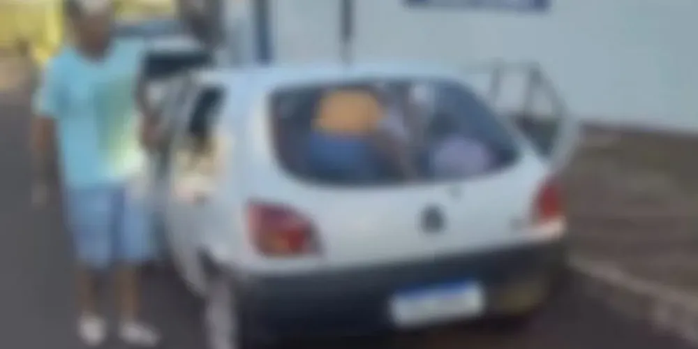 O motorista foi notificado e orientado sobre os riscos da situação, principalmente em relação à segurança dos passageiros