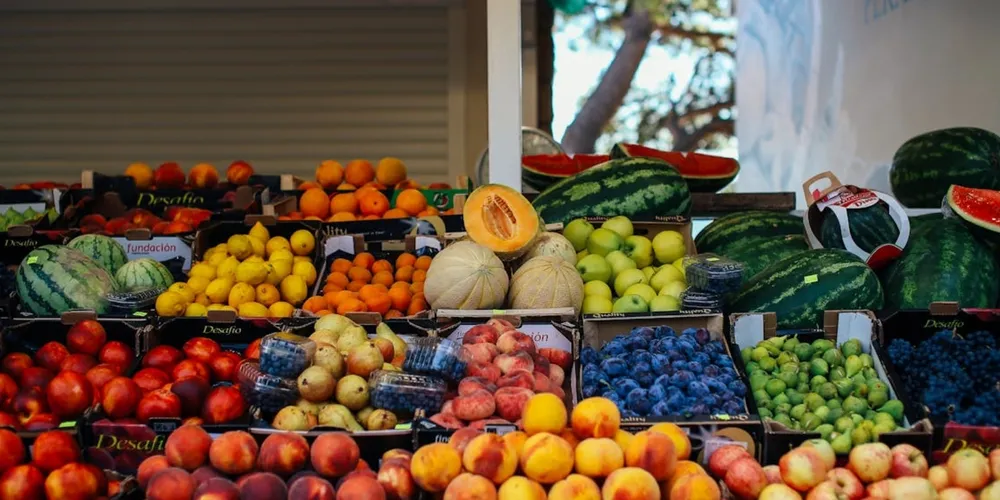 Aumento na oferta de maçã e banana nas Ceasas contribuiu para a redução dos preços médios no atacado em fevereiro