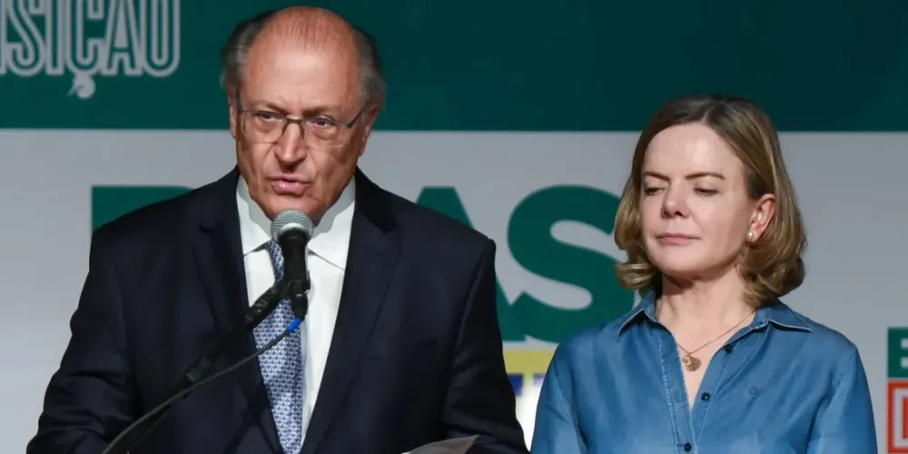 No total, 17 ministros foram exonerados nesta semana