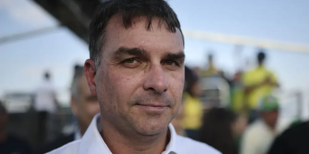 Flávio Bolsonaro (PL) é pré-candidato à presidência do Brasil nas eleições de 2026