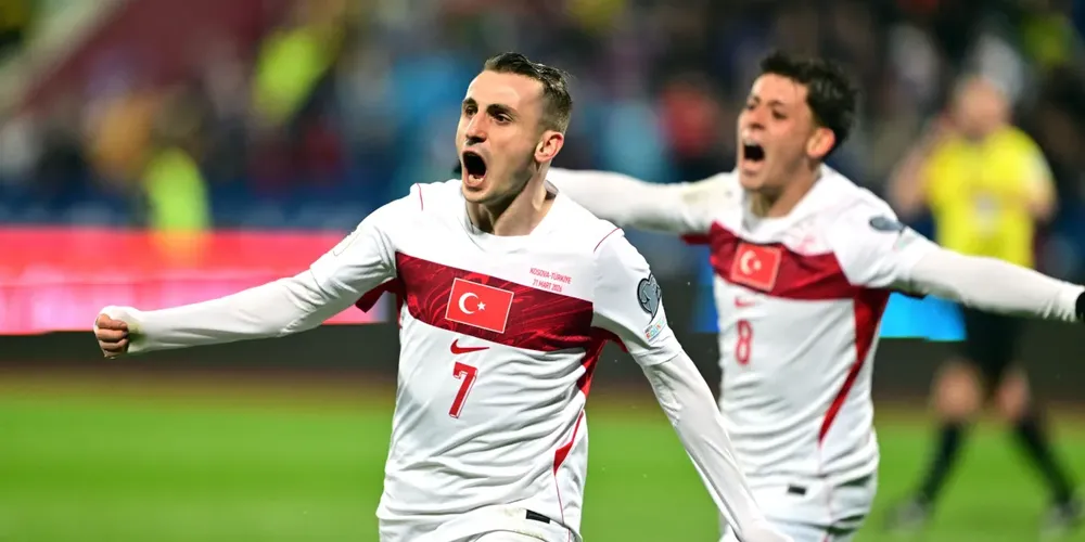 Gol da Turquia na Repescagem Europeia