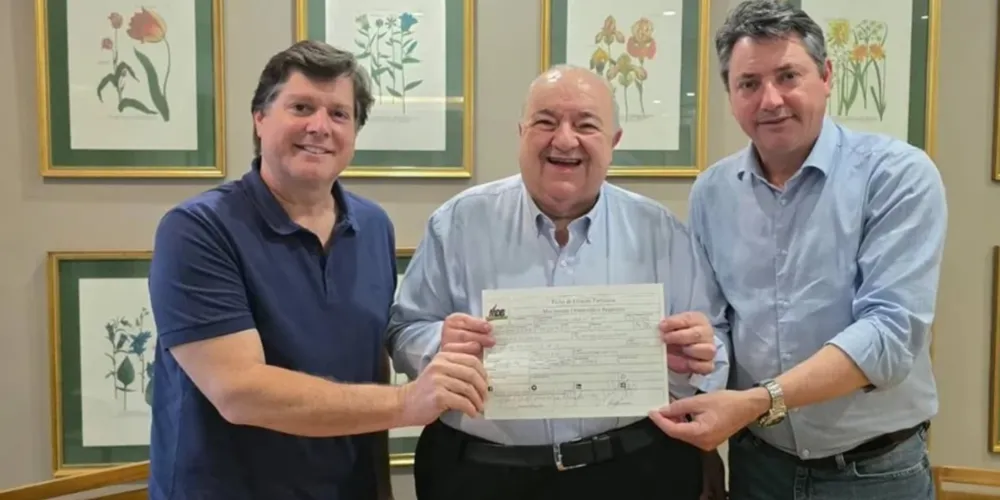 Rafael Greca acerta filiação ao MDB