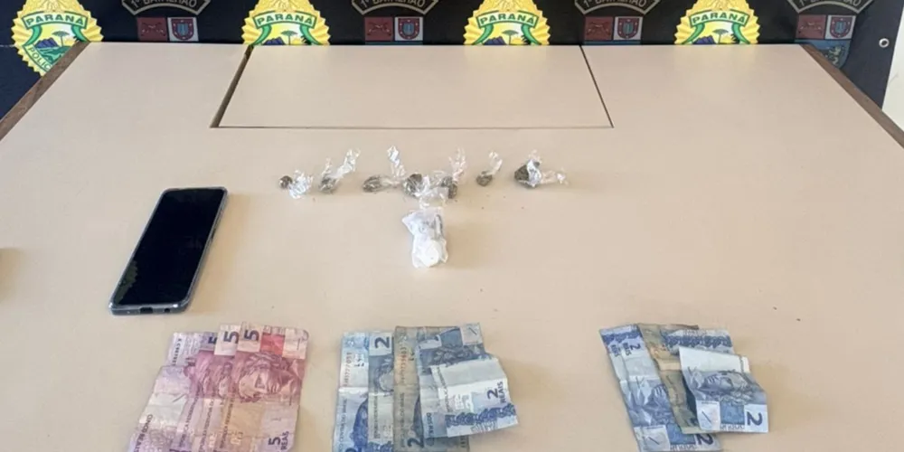 Os materiais foram apreendidos e o homem foi conduzido à 13ª Subdivisão Policial (SDP)