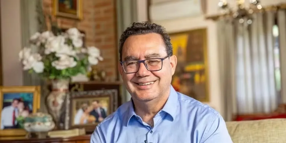 Aos 67 anos, Augusto Cury é natural de Colina (SP)