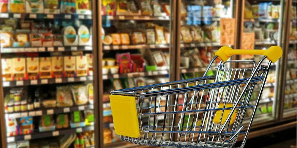 Inflação de alimentos no domicílio teve em março sua maior alta em quase quatro anos