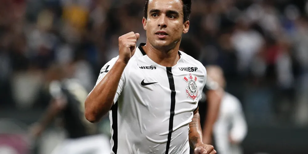 O jogador promete trazer ainda mais brilho à iniciativa solidária