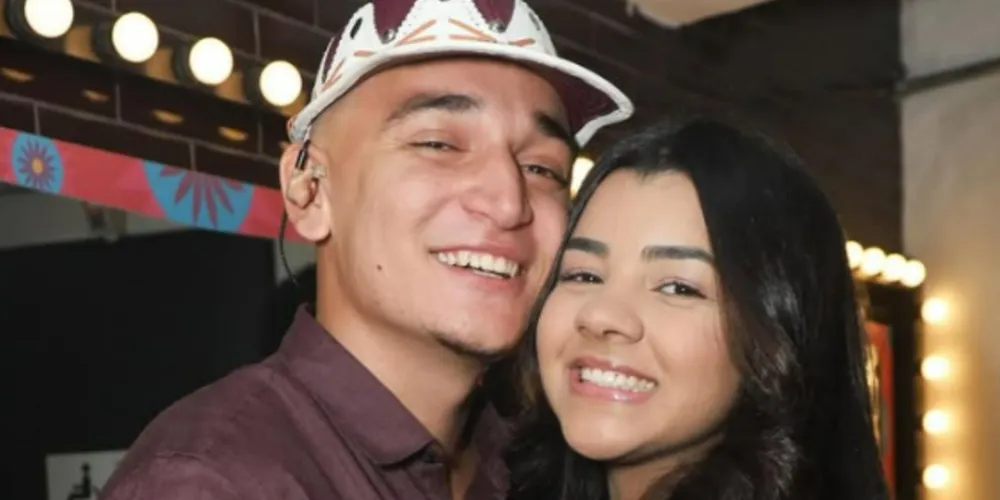 Cantor João Gomes e a eposa, Ary Mirelle