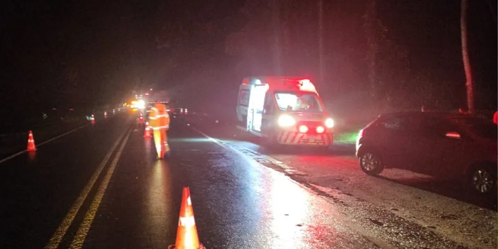 Acidente ocorreu por volta das 22h desse domingo