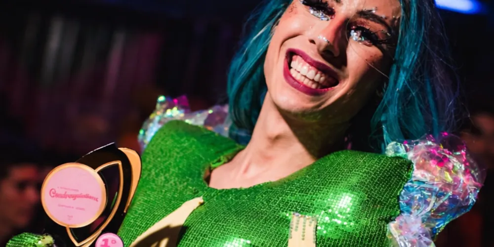 Kylie Woul Hill ganhou a edição de 2025; ela atua há oito anos como drag queen