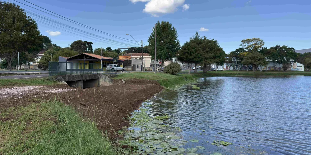 Os trabalhos começam pela reconstrução das barragens que estavam danificadas