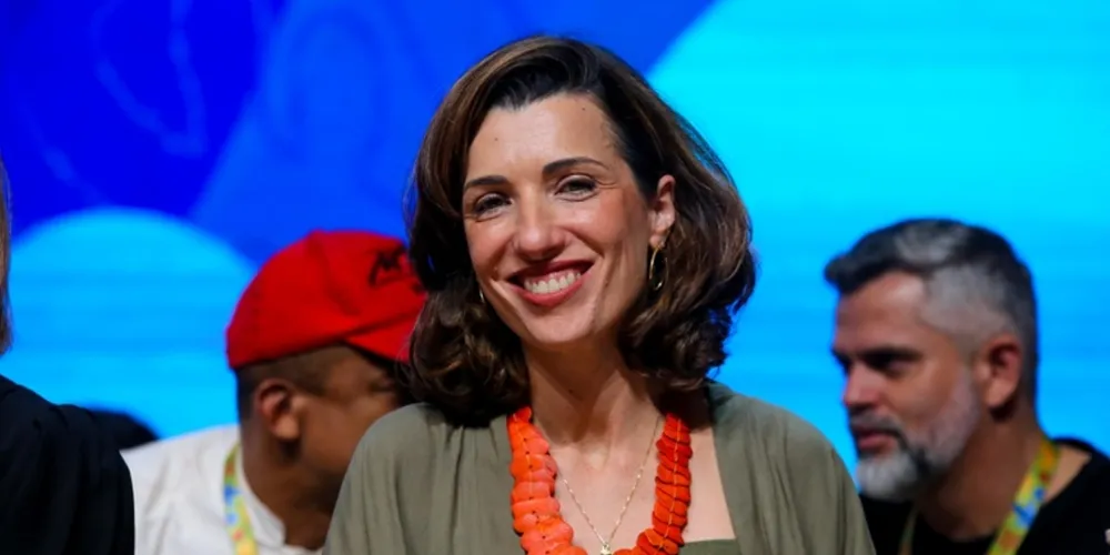 Fernanda Machiaveli assume como a primeira mulher a chefiar o Ministério