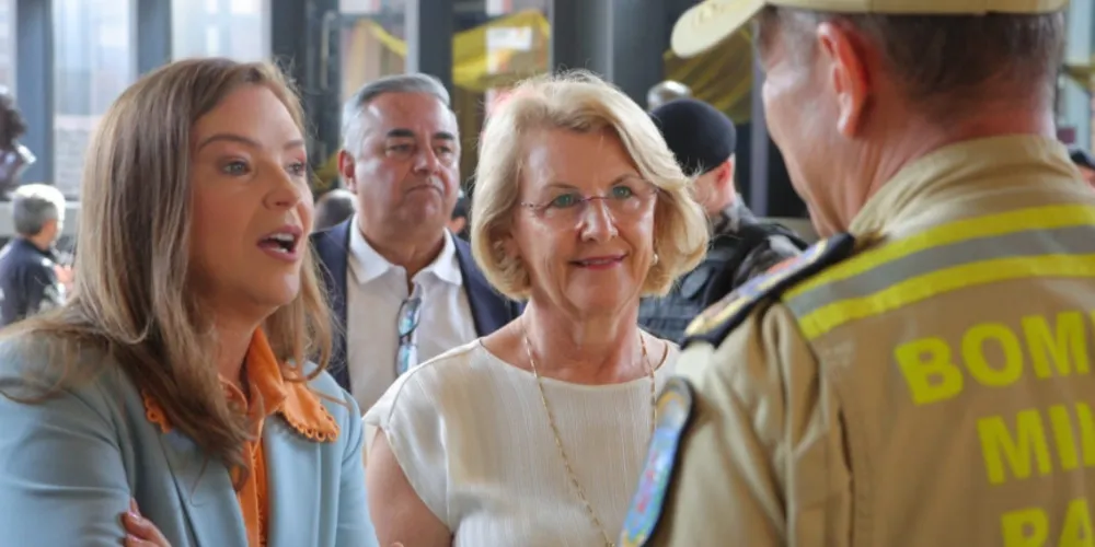 A secretária Leandre Dal Ponte e a deputada estadual Márcia Huçulak (PSD)