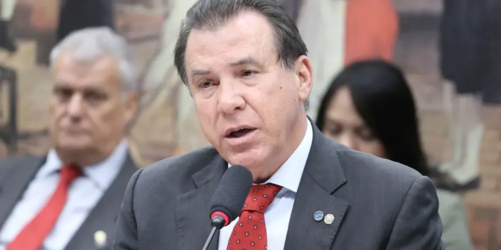O ministro do Trabalho e Emprego, Luiz Marinho
