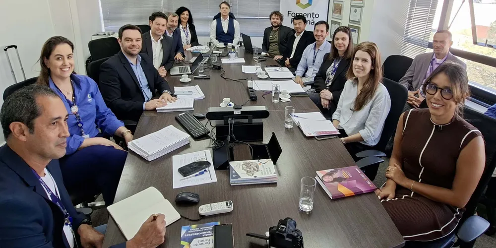 Missão do BID avalia captação de recursos para a Fomento Paraná