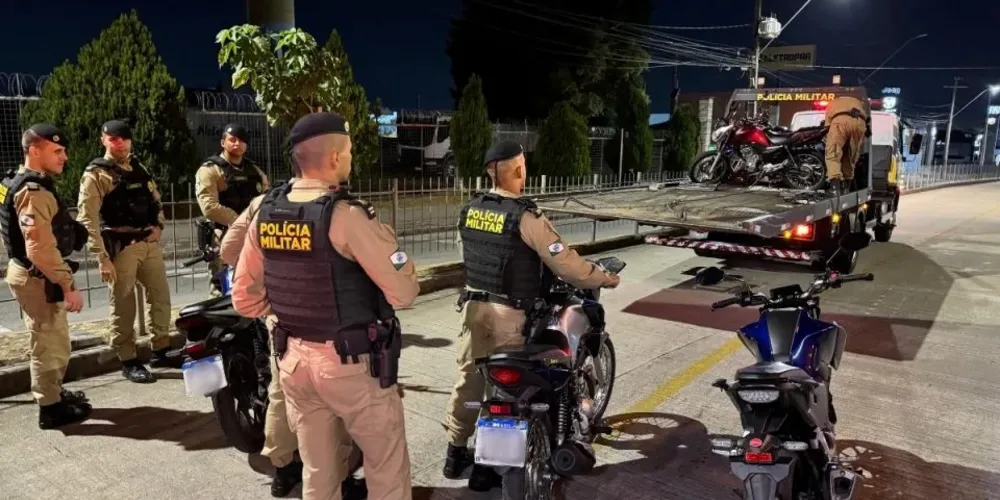 Cerca de 150 motociclistas foram flagrados participando do evento no bairro Parolin