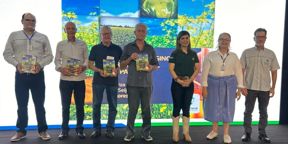 Canola é uma das alternativas em destaque no novo livro do IDR-Paraná; cultura de inverno ganha espaço no Oeste e Sudoeste como opção rentável para a produção de biodiesel