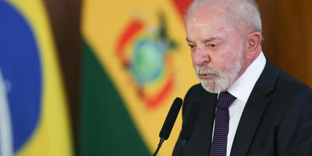 Sem citar nominalmente, Lula também comentou a condenação do ex-governador do Rio de Janeiro Cláudio Castro