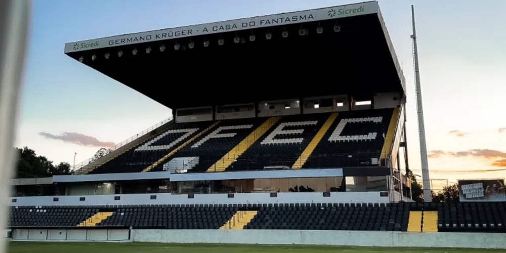 Estádio Germano Krüger, em Ponta Grossa