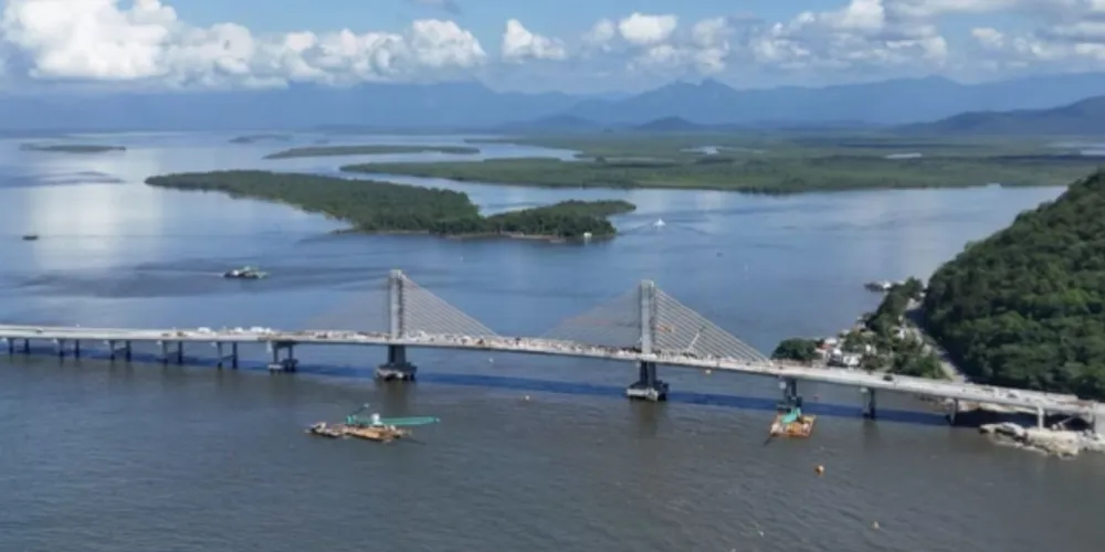 A ponte terá mais de 1.240 metros de extensão