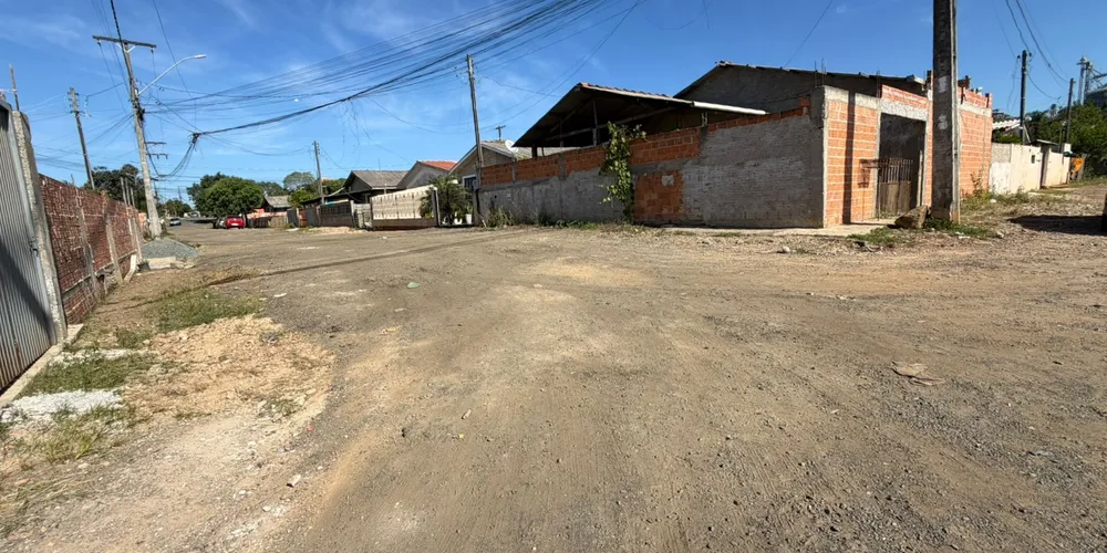 Os bairros Santa Paula 2, Bella Casa 2, São José e Beira Rio receberão estes pavimentos