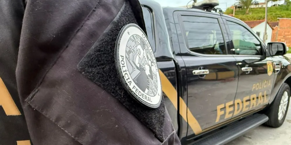 O preso e todo o material foram encaminhados à PF em Guarapuava