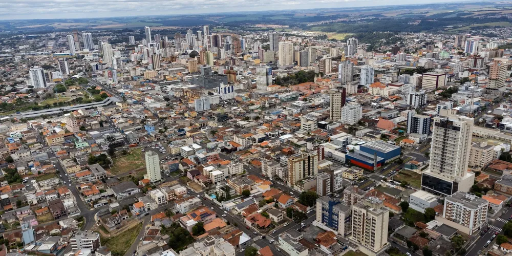 O feriado do Dia de Tiradentes desta terça-feira (21) impacta o atendimento de serviços públicos nesta segunda e terça em Ponta Grossa