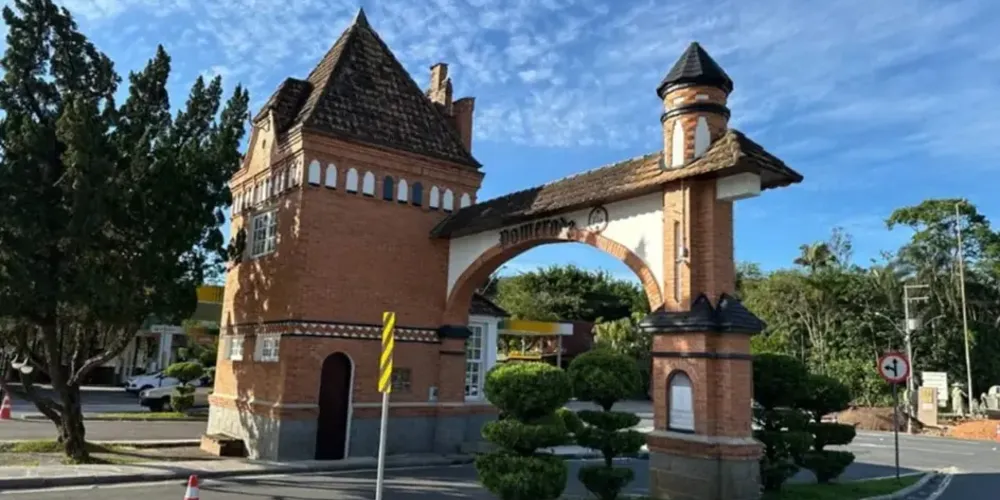 Cidade do Vale avança em proposta para frear poluição visual