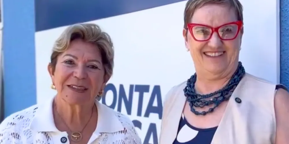 A prefeita de Ponta Grossa, Elizabeth Schmidt (União Brasil), e a secretária da Saúde, Liliam Brandalise