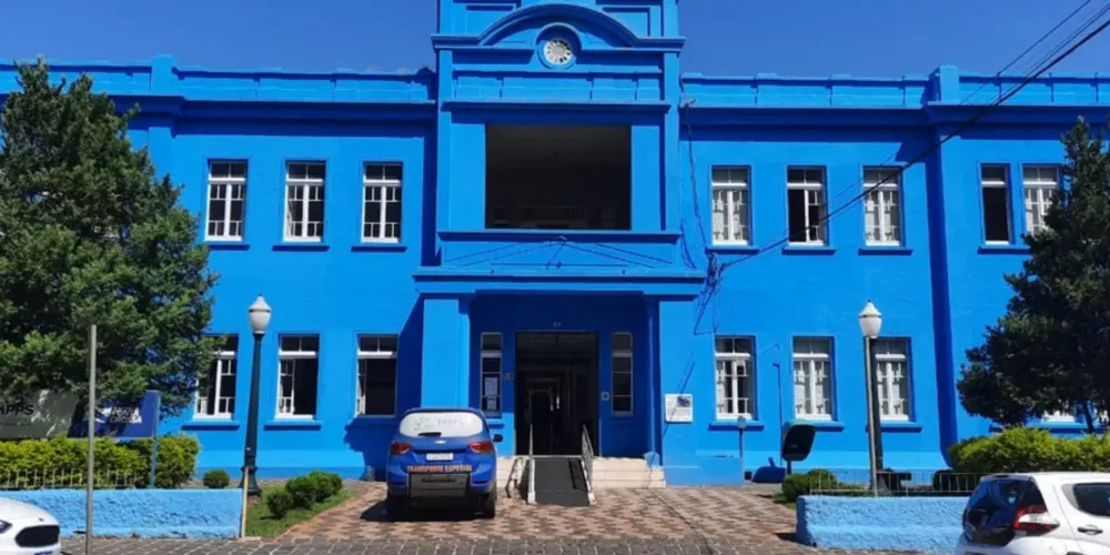 O prédio histórico de Ponta Grossa, em que funcionava o antigo Hospital 26 de Outubro, é uma das possíveis instalações para o novo Mercado Municipal