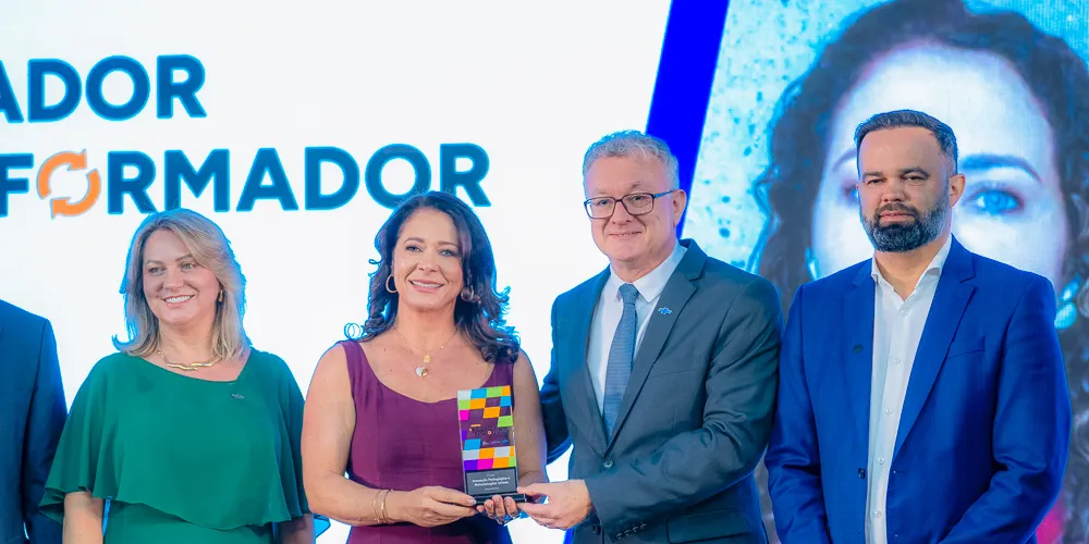 A cerimônia ocorreu na última quarta-feira (22), em Curitiba.