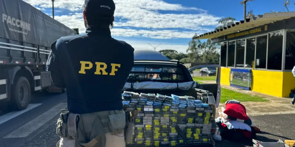 O veículo e toda a mercadoria foram encaminhados à Polícia Federal de Guarapuava