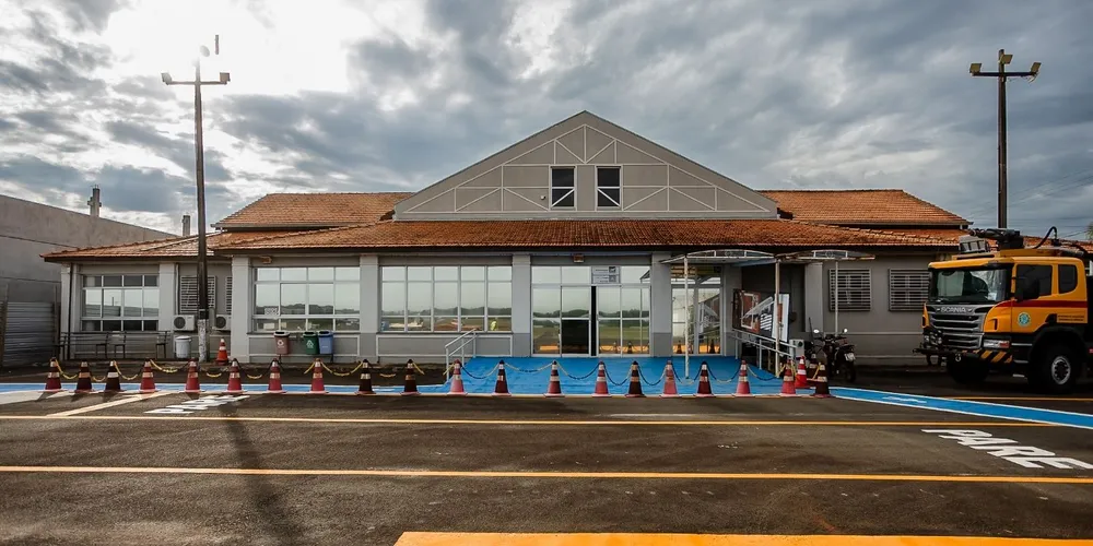 Ao longo das décadas, o aeroporto representou diferentes experiências para a população