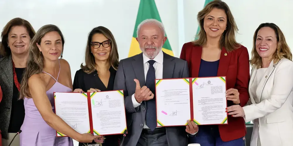 , Lula destacou que a legislação precisa estar atenta e atualizada para lidar com os diversos tipos de violência praticados contra as mulheres