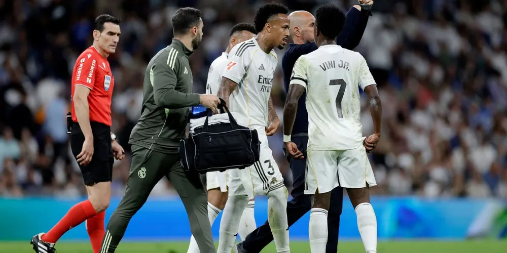 Boletim médico apontou uma lesão muscular no bíceps femoral da coxa esquerda de Militão