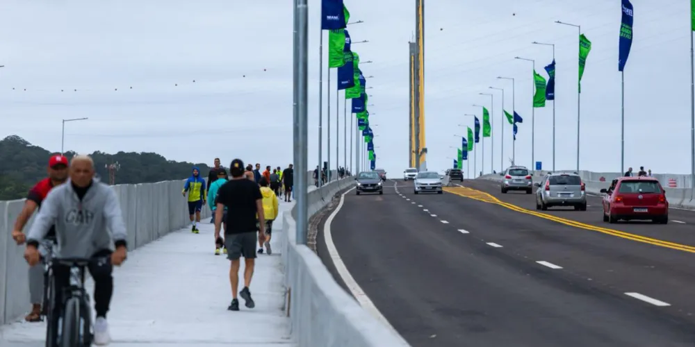 DER/PR reforça regras para tráfego na Ponte de Guaratuba