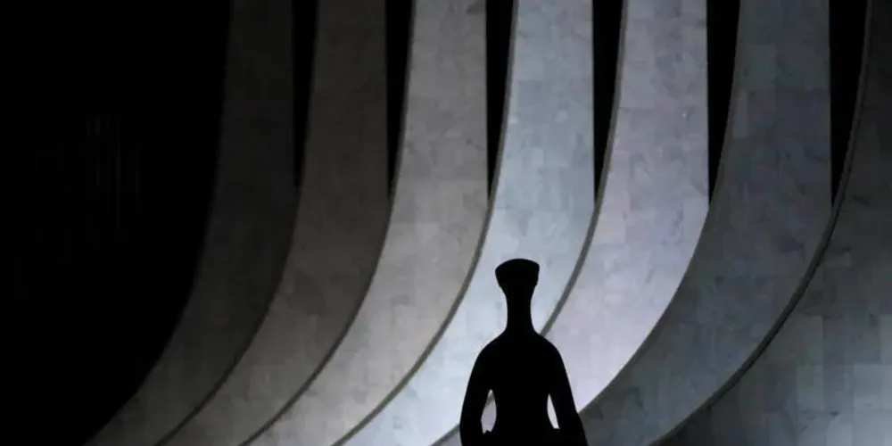 Estátua da Justiça em frente à sede do STF, em Brasília