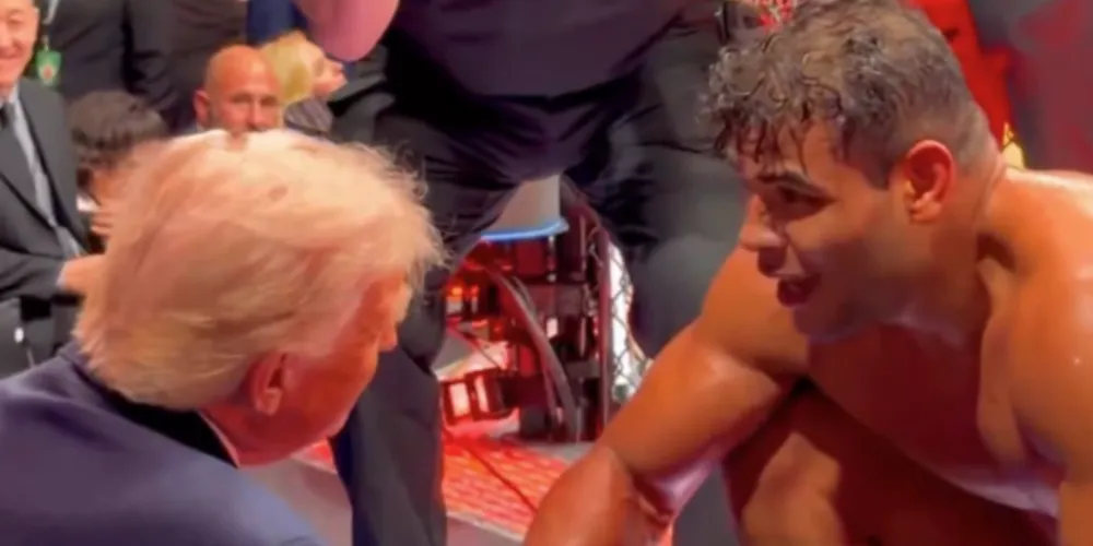 Borrachinha conversa com Donald Trump durante UFC 327