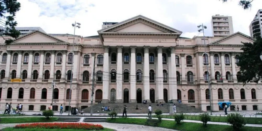 Universidade Federal do Paraná (UFPR)
