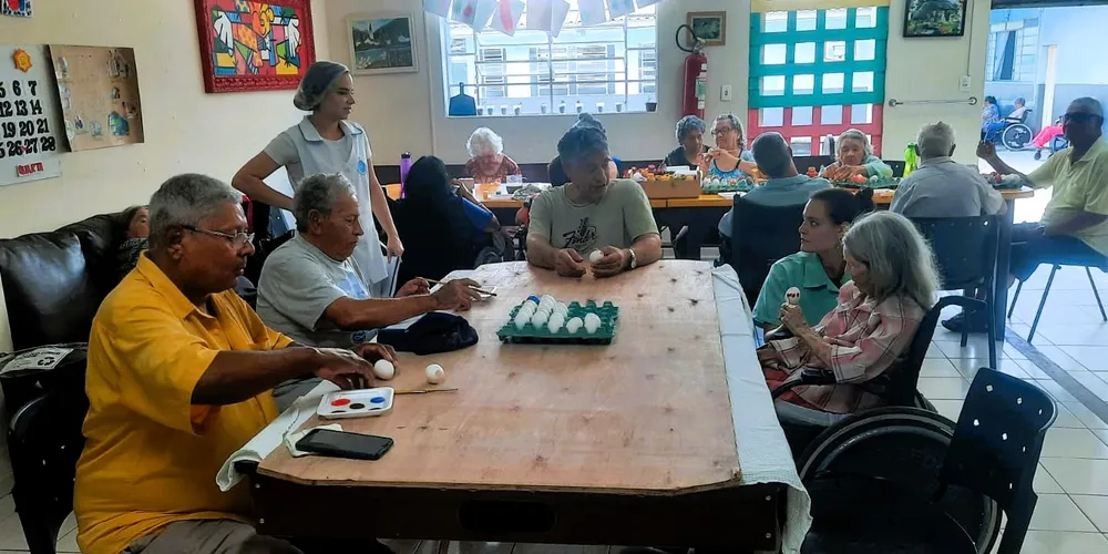 As doações podem ser feitas até o dia 31 de março, diretamente na secretaria do asilo, localizado na rua Júlio de Castilho, 1104