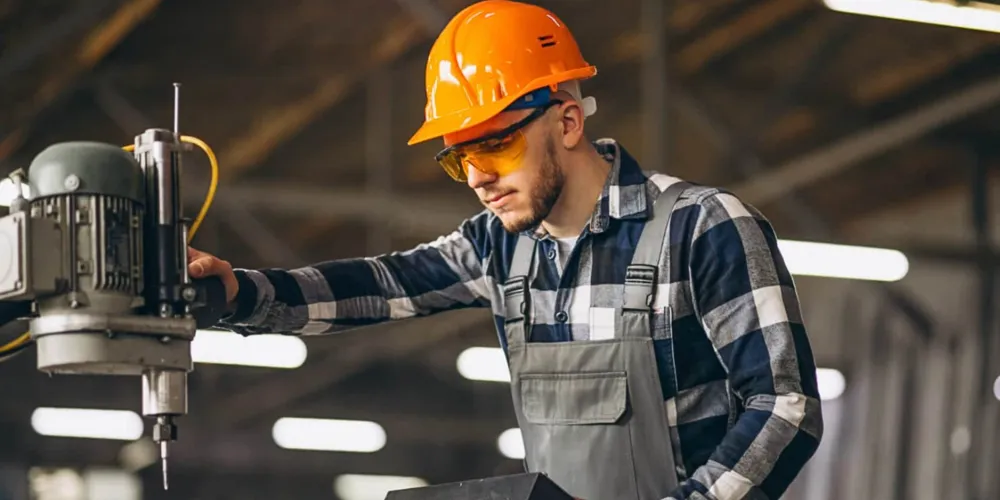 serão ofertadas mais de 30 vagas para o cargo de auxiliar de produção na empresa Braslar