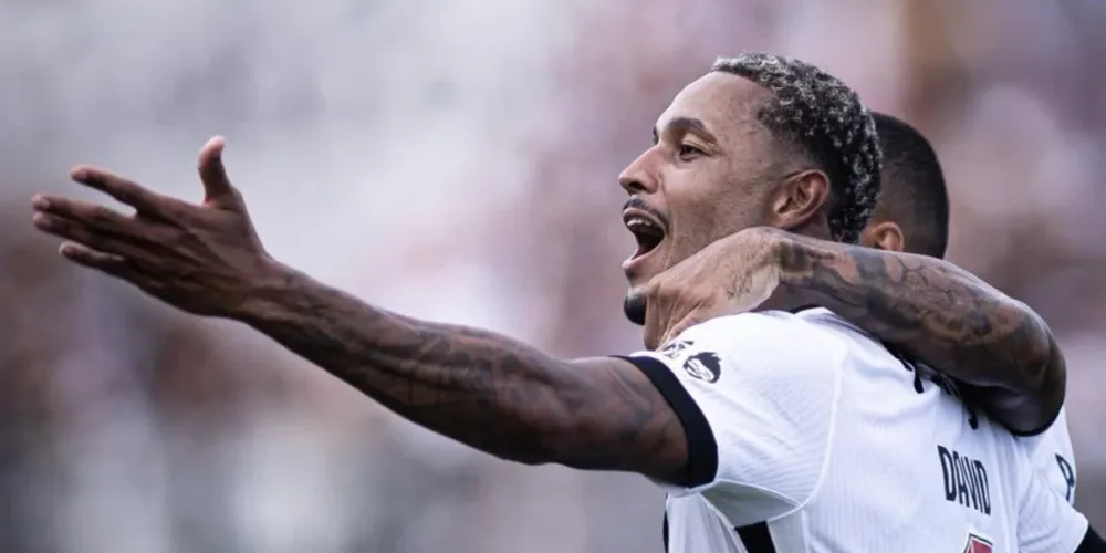 O Vasco volta a entrar em campo para enfrentar o Coritiba na quarta-feira (1), no Estádio Couto Pereira