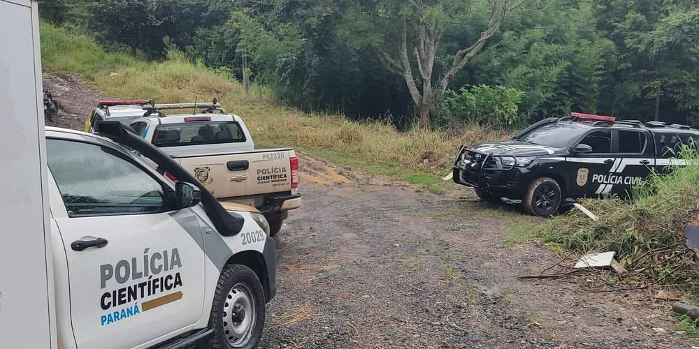 Foto ilustrativa da Polícia Civil e da Polícia Científica, que estiveram presentes no local