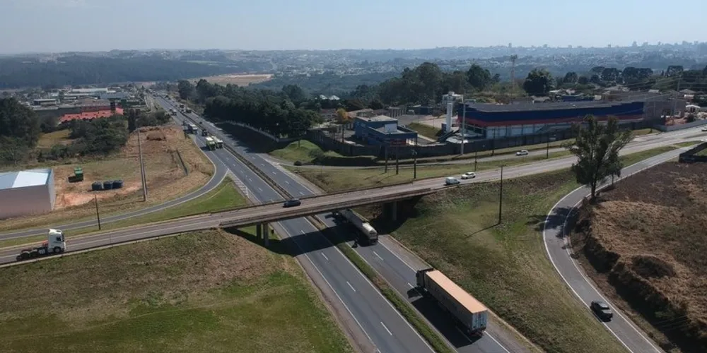 O valor engloba o pagamento de tarifas de pedágio e a prestação de serviços em melhorias da infraestrutura.