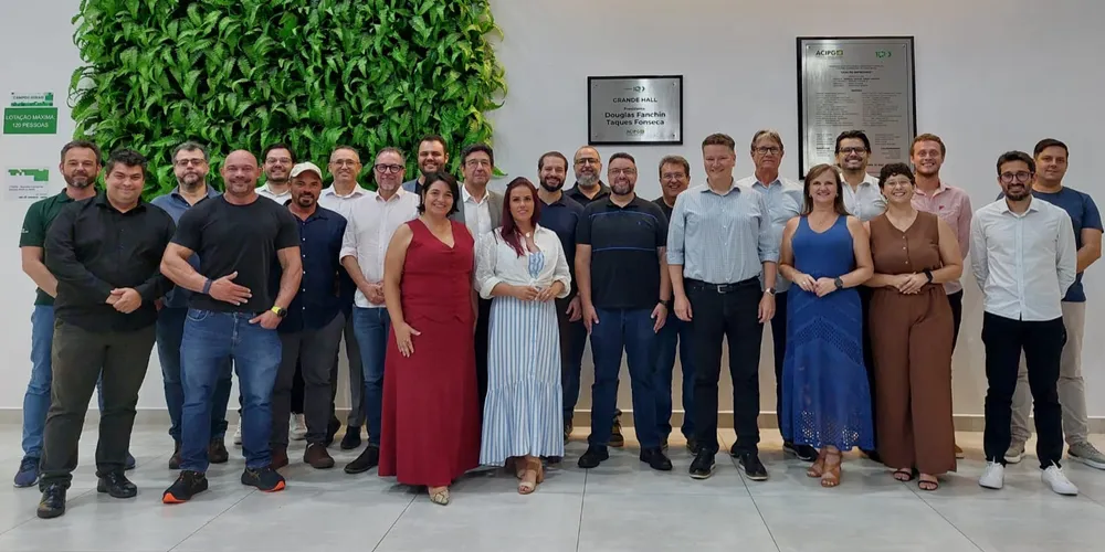 A composição da nova diretoria contempla profissionais de diferentes segmentos, reforçando o caráter plural e representativo da entidade