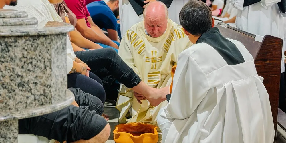 A missa foi presidida pelo Padre Jorge Casimirski e reuniu um grande número de fiéis na igreja Matriz